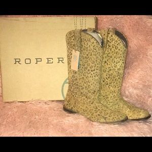 NWT ROPER Leopard Suede Cowboy Boots